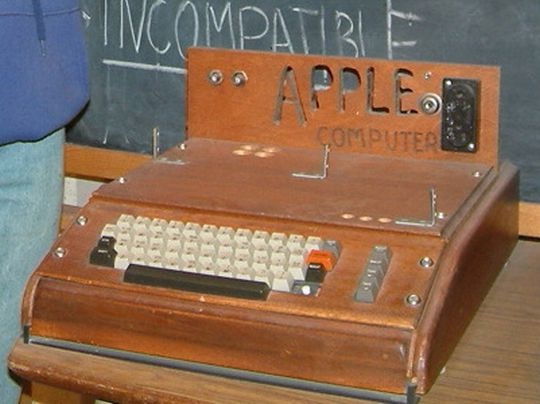 Apple1